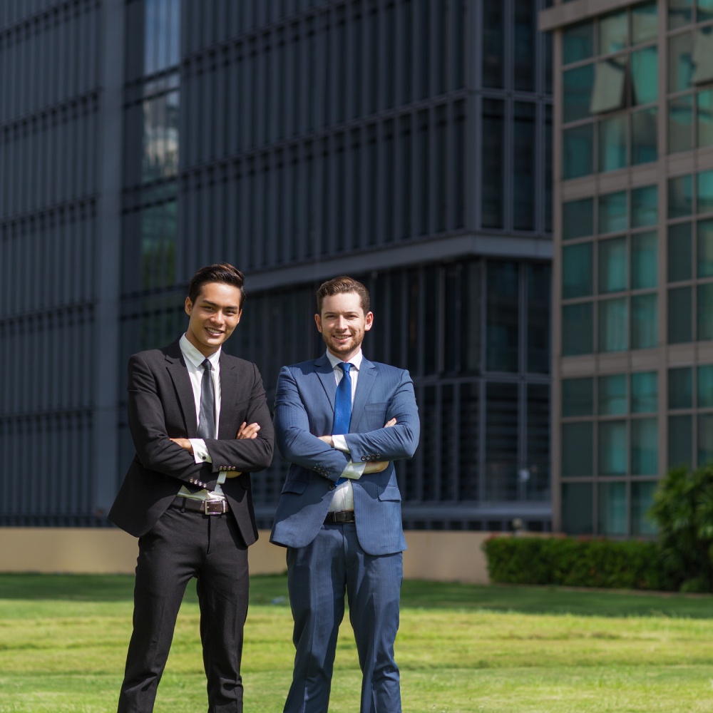 Brokers & Contractors Brokers & Contractors